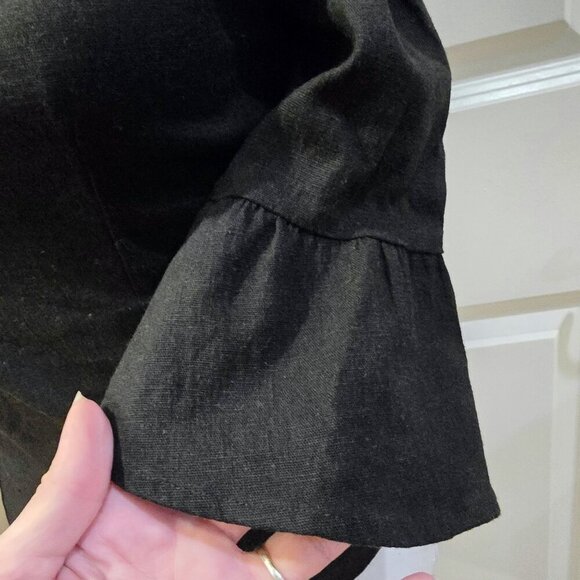 Stone Cold Fox Off-Shoulder Black Bell Sleeve Top – Linen Blend – NWOT – Size 0 - Picture 8 of 13